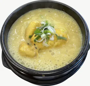 Chicken porridge food PNG with transparent background, real photo cutout