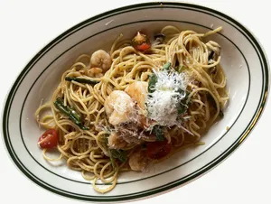Shrimp pasta food PNG with transparent background, real photo cutout