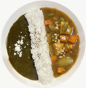 Split broth food PNG with transparent background, real photo cutout
