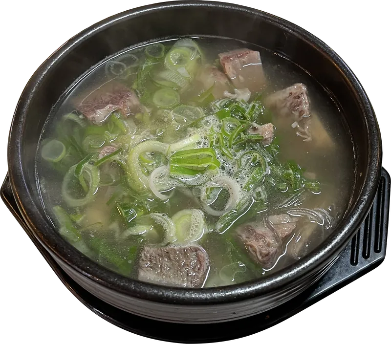 Beef soup food PNG with transparent background, real photo cutout
