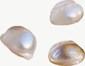 Baroque pearl cluster, loosely framed PNG with transparent background, real photo cutout